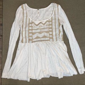 Free People Ivory Knit Top Sz M Embroidered Scoop Neck Ruffle Flare Boho
